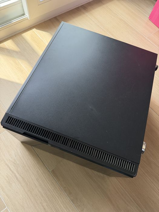 Caixa ATX Fractal R5 Design + leitor/Gravador CD/DVD