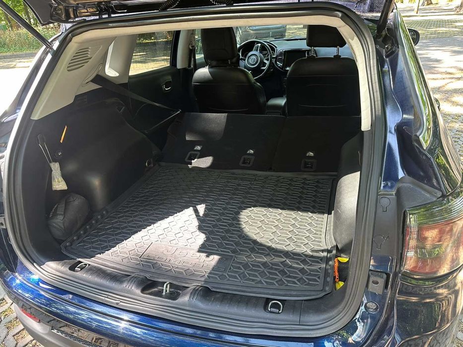Jeep Compass 21 limited  4x4