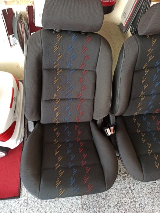 Bancos Peugeot 106 Rallye Fase 2 (Frente e Trás) Feitos por encomenda