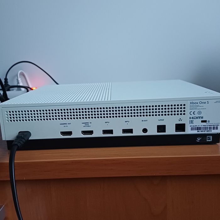 Konsola xbox One S
