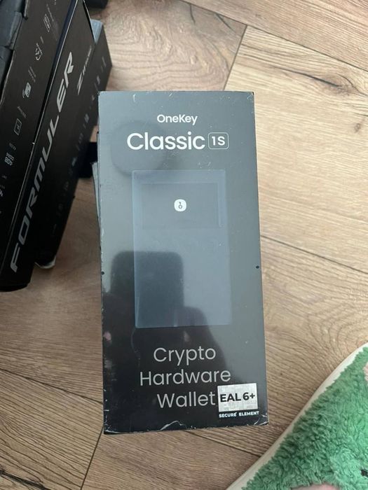 Nowy zaplombowany Portfel sprzętowy OneKey Classic 1S