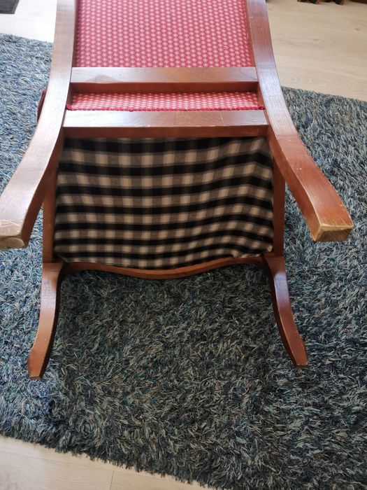 Cadeirão em excelente estado de conservação