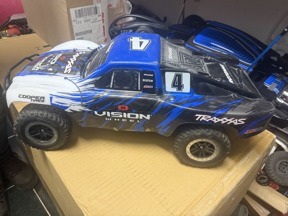 Traxxas slash + extras
