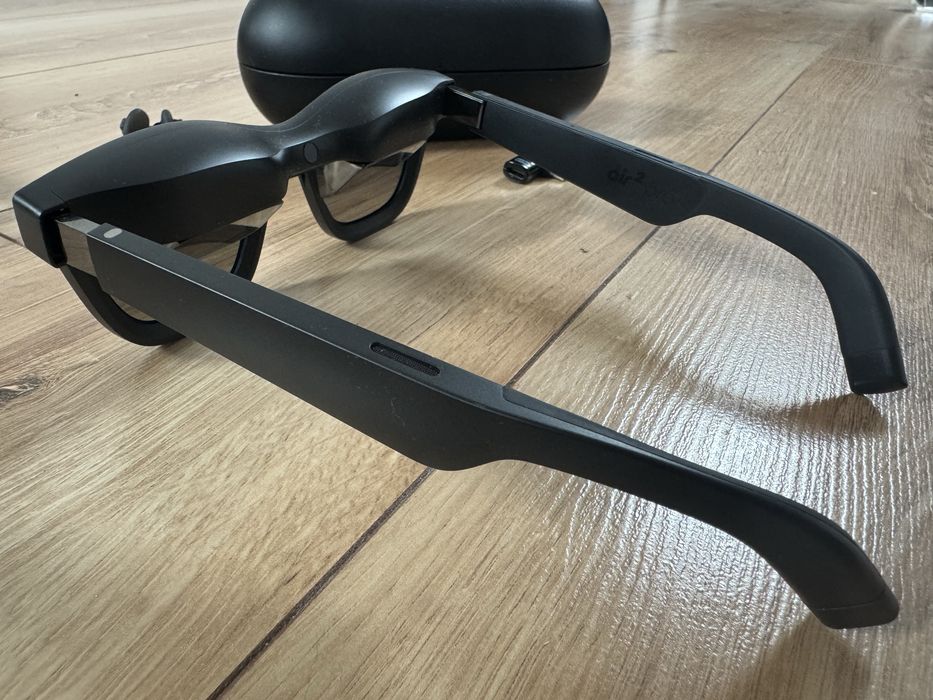 Окуляри Xreal Air 2 PRO в ідеальному стані