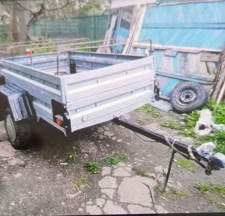 Причіп  КМЗ  -8136    92 рік