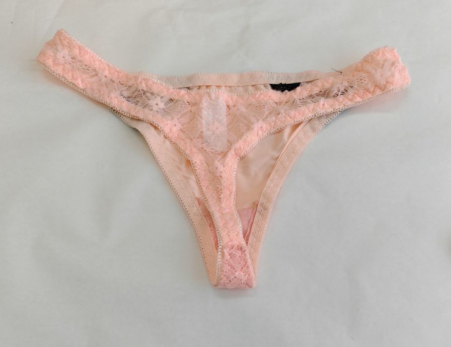 Stringi damskie M
