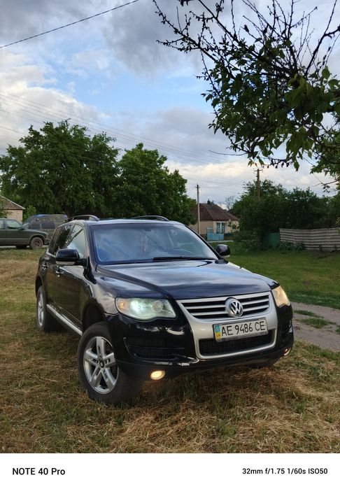 Продам VOLKSWAGEN TOUAREG В отличном состоянии