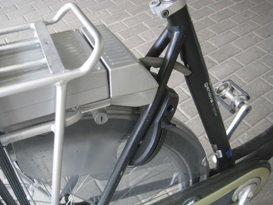 Rower elektryczny Batavs-genova e-go 8p,manetka,gold bateria