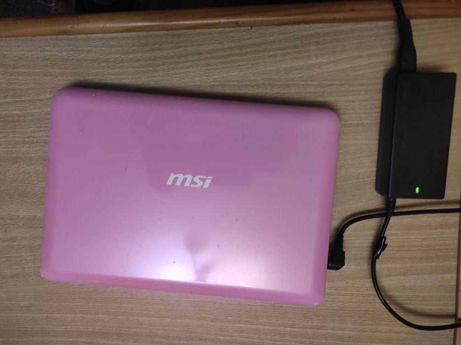 Нетбук MSI U100  10.1"