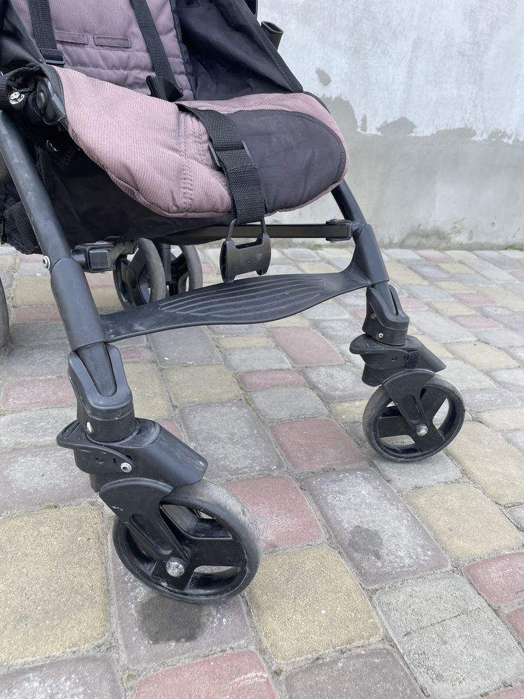Коляска прогулка Chicco: 1 800 грн. - Дитячі коляски Костопіль на Olx