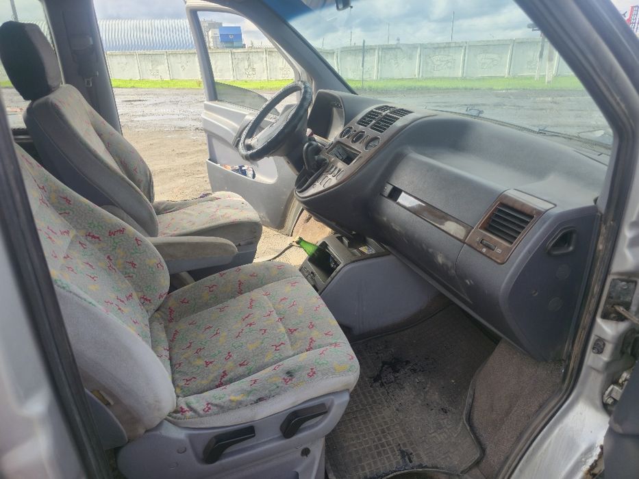 Продам Mercedes Vito 8 мест