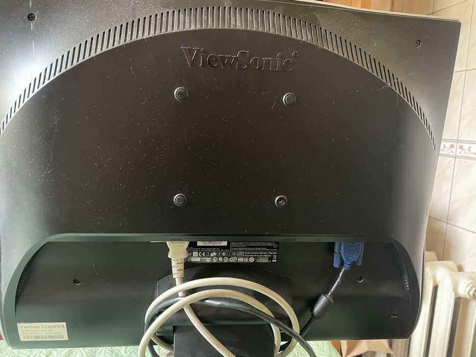 Монітор 20 дюймів viewsonic vg2030vm