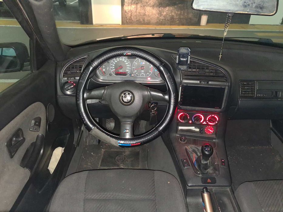 Bmw 318i e36 com pack m