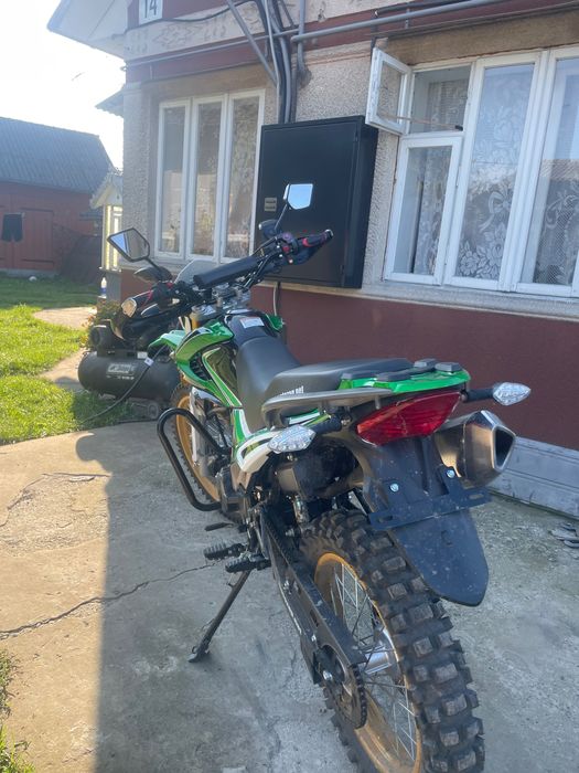 Мотоцикл senke 250 кубів