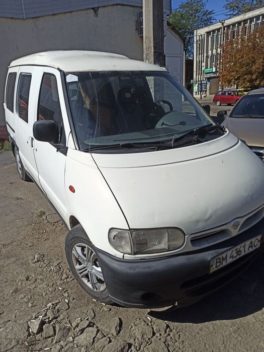 Продам работягу Nissan Vanette