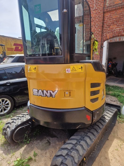 Uslugi, wynajem minikoparka,