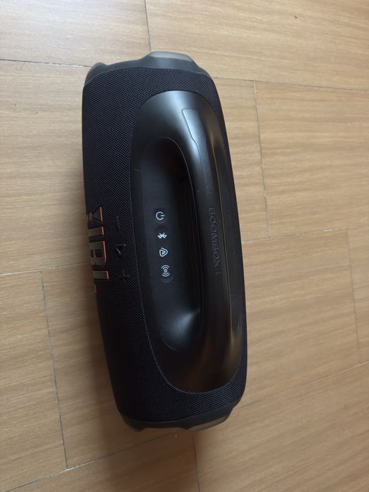 Jbl boombox4