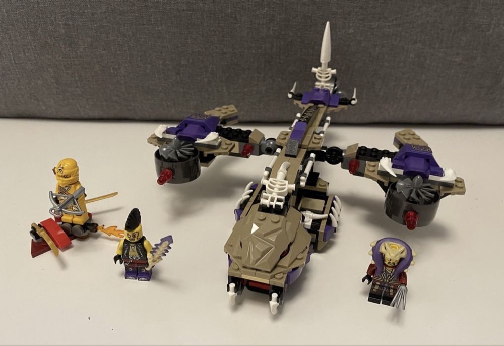 LEGO Ninjago 70746 - Atak śmigłowca Condrai, komplet z instrukcją
