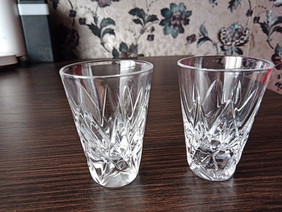 Хрустальные рюмки
