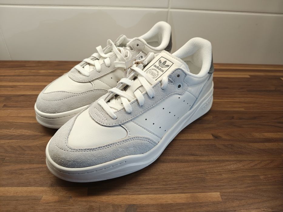 Buty Adidas Court Finale 44 2/3