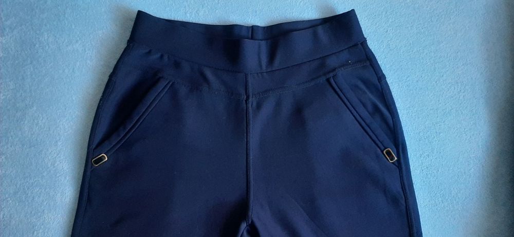 Spodnie eleganckie materiałowe M