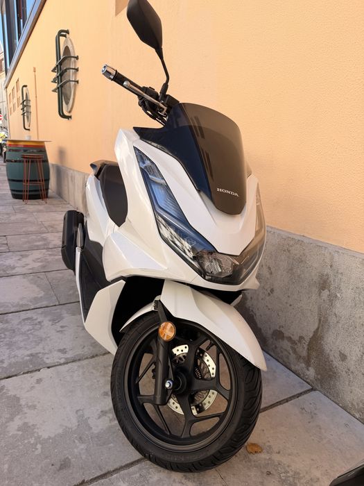 Honda PCX 2024- EXCELENTE estado