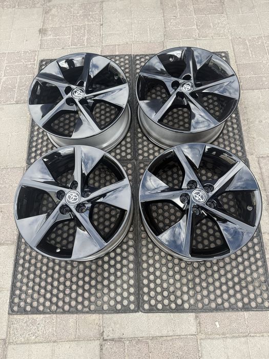 Ном 180 132 диски оригінал Toyota camry corolla avensis avalon rav4 highlander venza lexus es is gs rx nx ux 5 114,3 r18