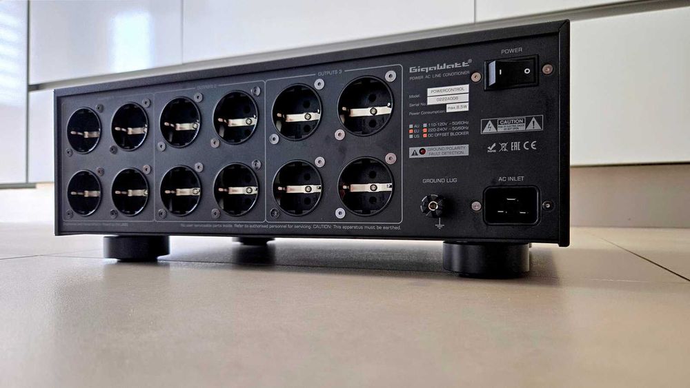 Condicionador de Corrente - GIGAWATT PowerControl Power Conditioner