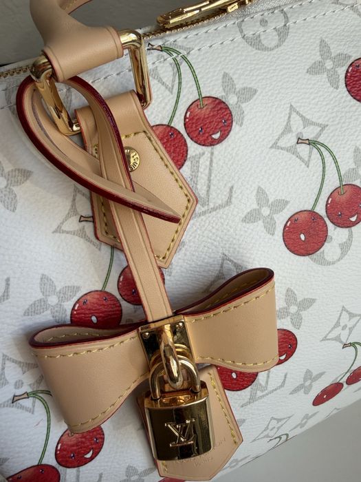 Сумка Louis Vuitton Monogram Cherry