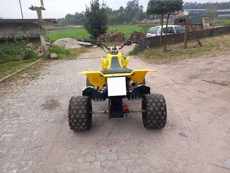 Moto 4 Suzuki ltz 400