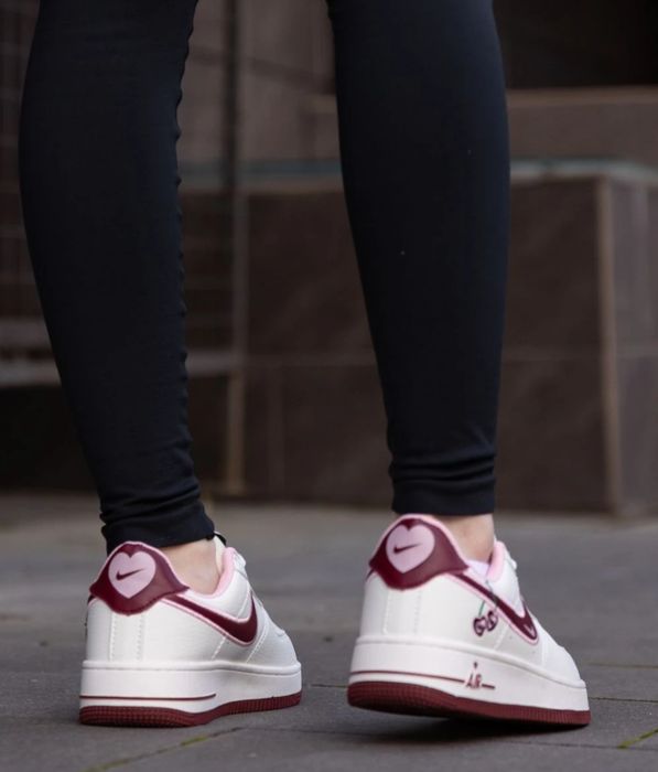 NK Кроссовки женские Low Valentine's Day Air Force 1