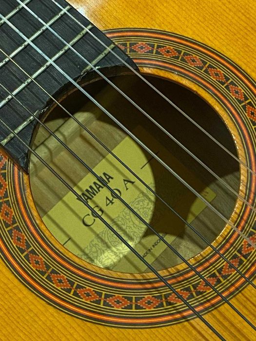 Guitarra Yamaha CG40A