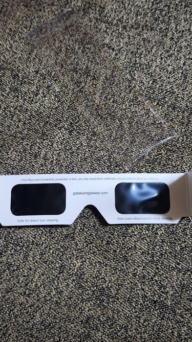 Óculos eclipse certificados pela união europeia