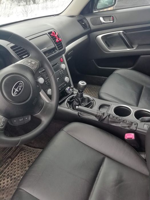 Продам автомобіль Subaru Outback