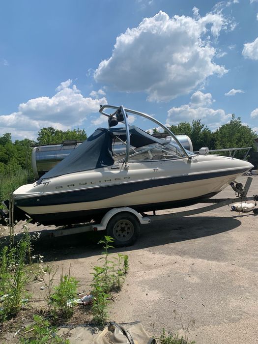 Катер Bayliner 212 Capri LX 2007