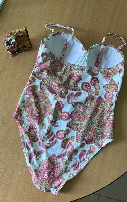 Суцільний купальник 12/L