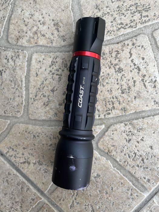 Latarka Coast XP11R 2100 lumenów