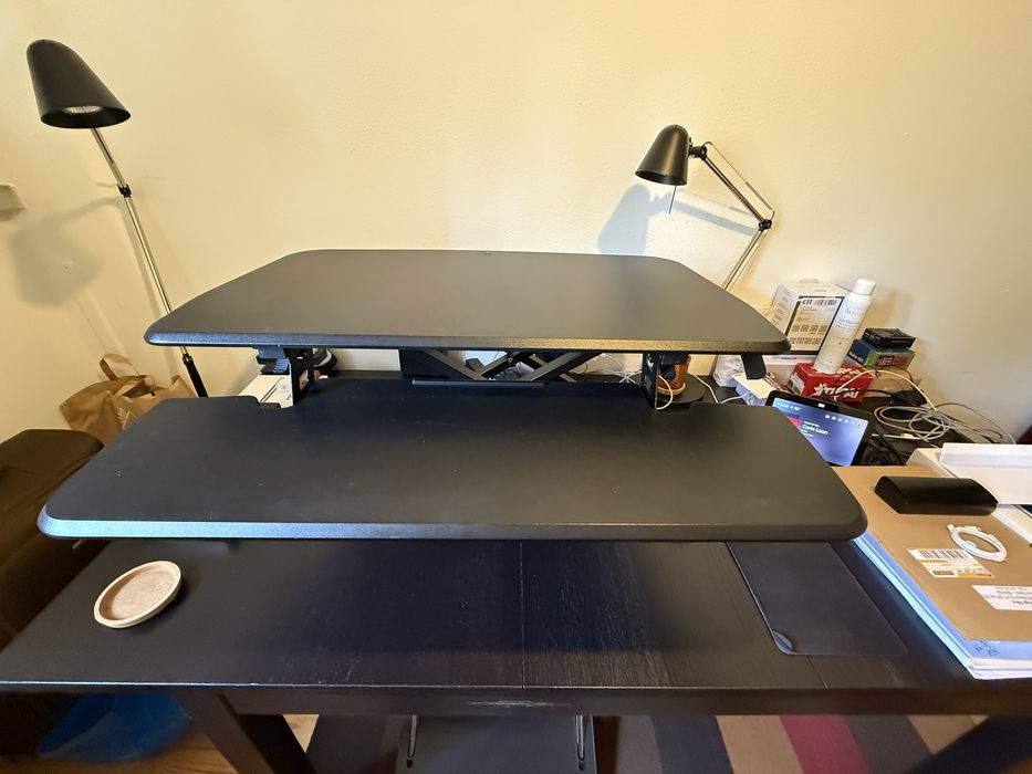 Amazon Basics Computer Height-Adjustable Desk64861181949315122