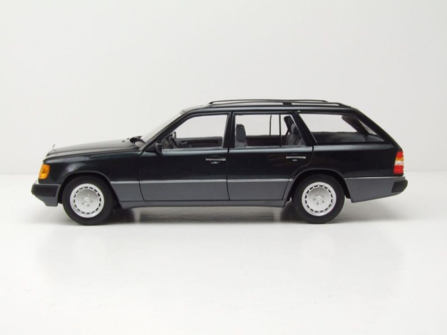 Mercedes benz  w124 300d s124- norev 1/18