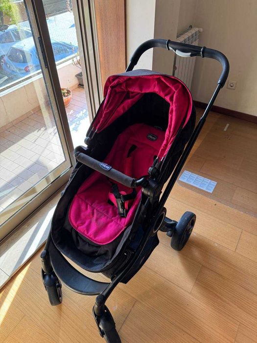Trio carrinho + ovo + alcofa + base ISOFIX - Chicco Urban