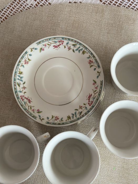 Zestaw porcelanowy