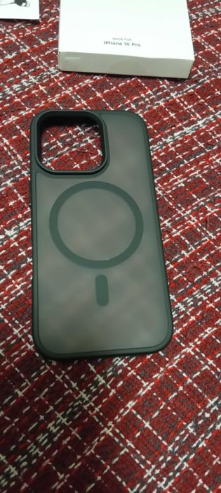 2 Capas MagSafe para iPhone 16 Pro (Novas a estrear)