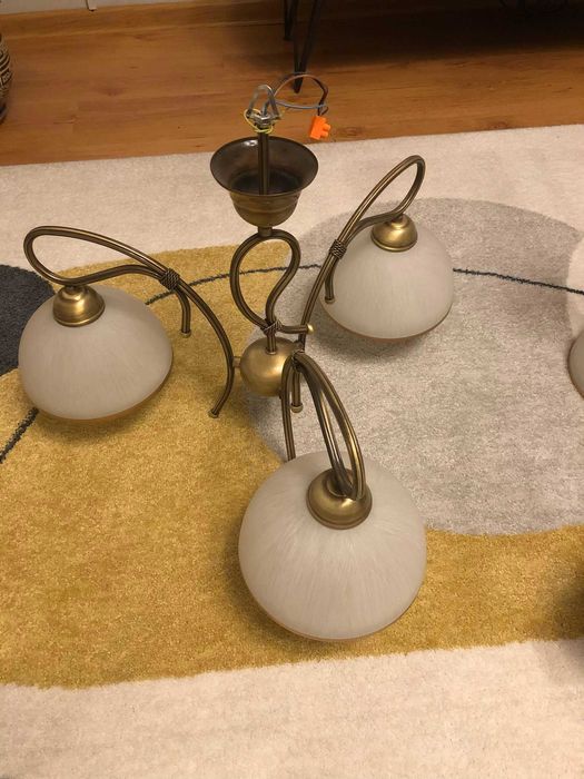 Zestaw lamp sufitowych (3-kloszowa i dwie pojedyncze)