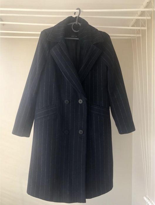 Весеннее/осеннее синее пальто в полоску