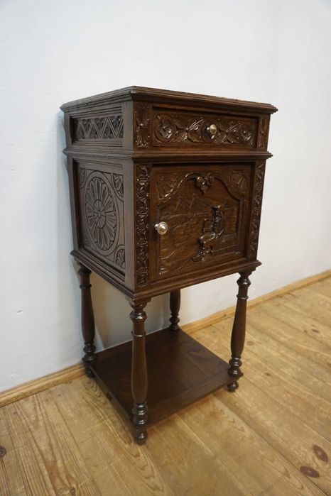 STARA SZAFKA BRETROŃSKA stolik nocny bogato rzeźbiona