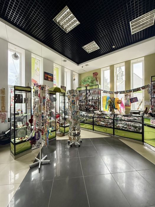 ЕКСКЛЮЗИВ! Ідеальна локація! Готовий бізнес біля шкіл у ТЦ «Полярис»