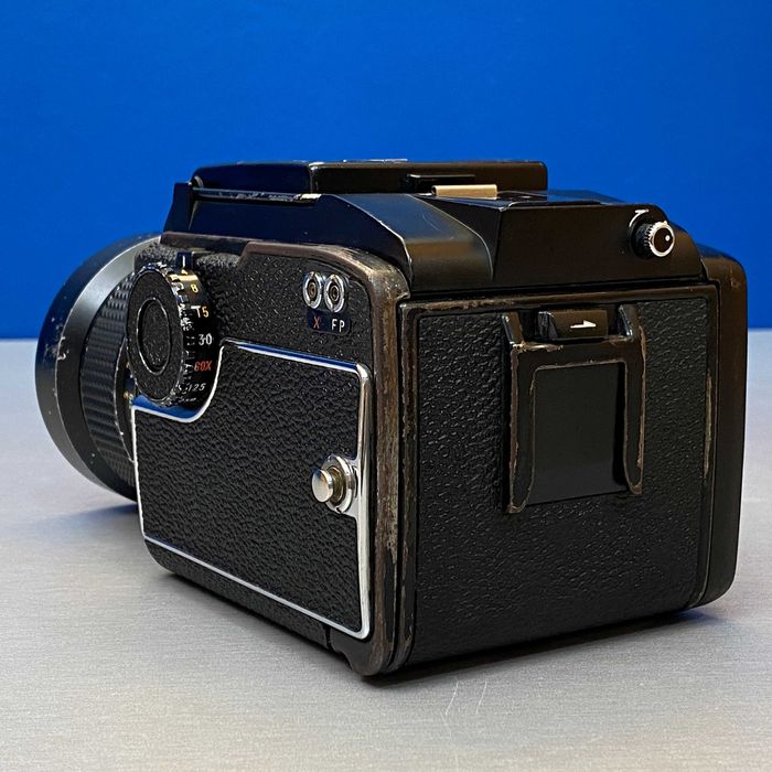 Mamiya M645 1000S + Mamiya-Sekor C 45mm f/2.8