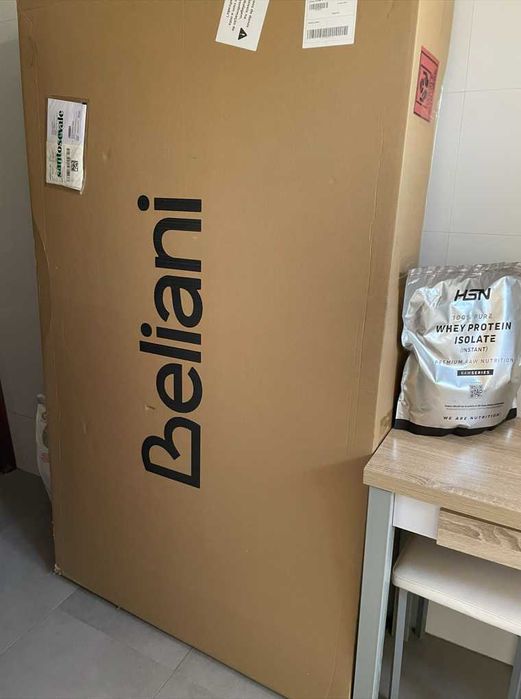 Sofá-cama Beliani 3 lugares SILJAN Tecido Verde claro