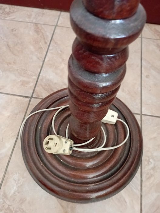 Lampa PRL stojąca