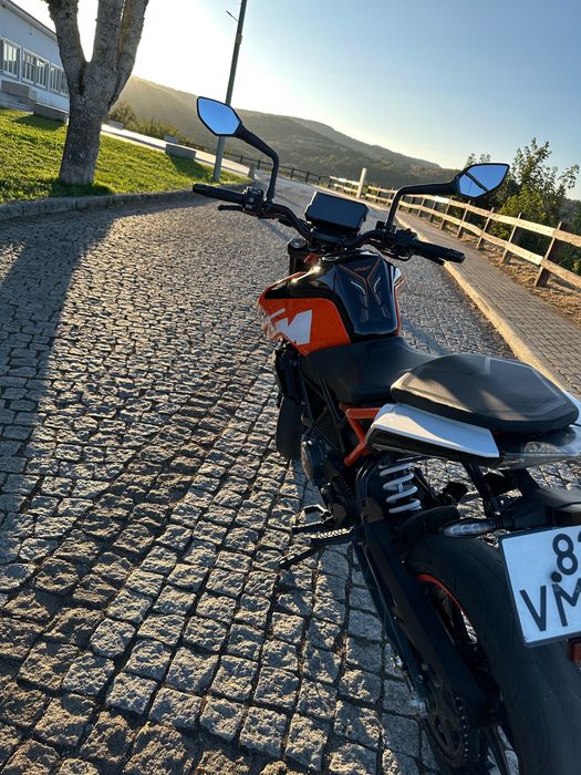 Mota KTM Duke 125
